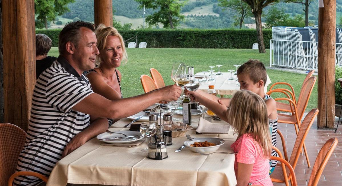 Camping Villaggio Il Collaccio Preci Eksteriør billede