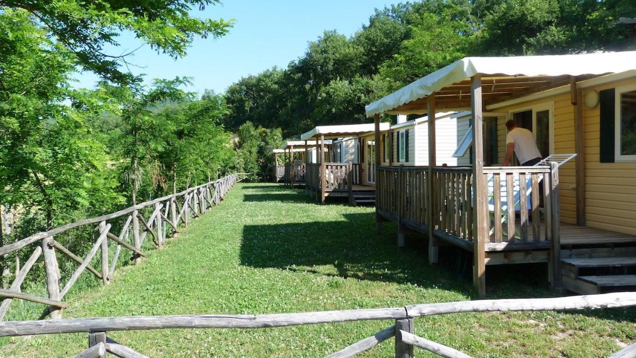 Camping Villaggio Il Collaccio Preci Eksteriør billede