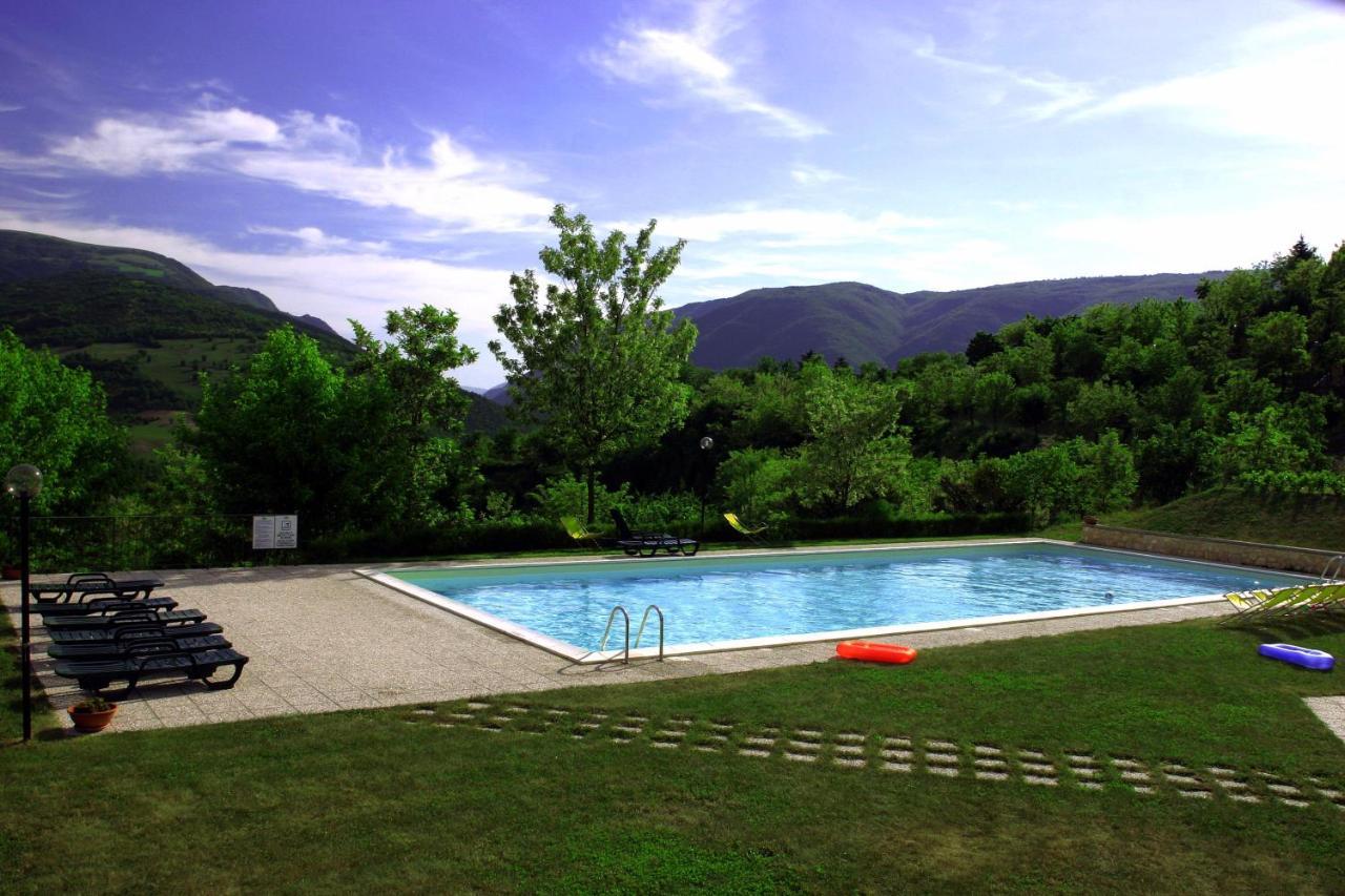 Camping Villaggio Il Collaccio Preci Eksteriør billede