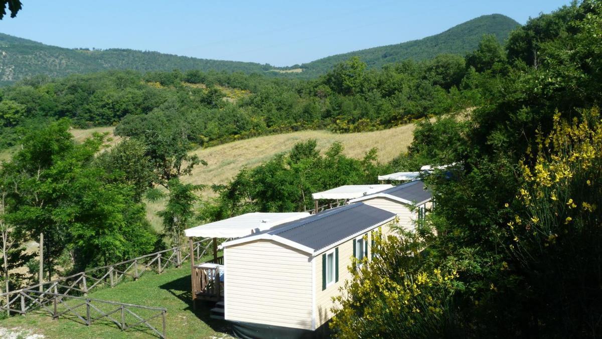 Camping Villaggio Il Collaccio Preci Eksteriør billede